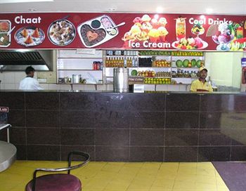 Rukmini Riviera Hotel Hyderabad Ngoại thất bức ảnh